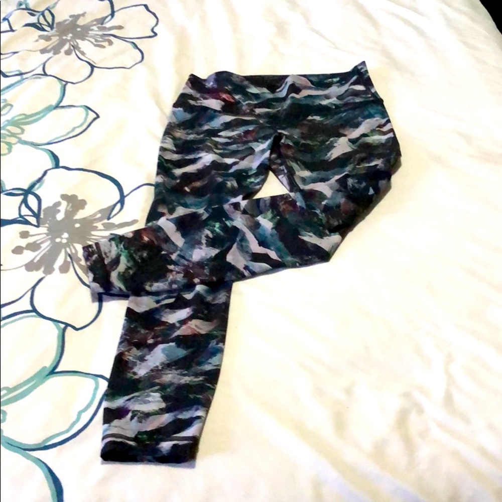 Lulelemon leggings!